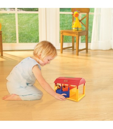 اصطبل اسب Tolo