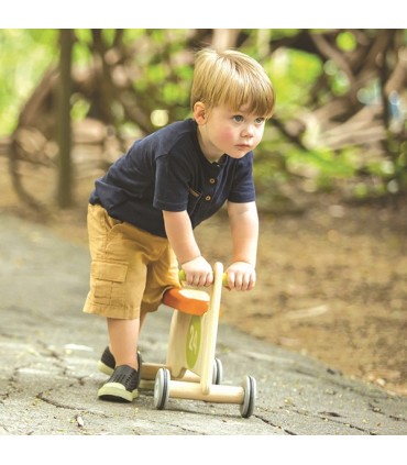 چهر چرخ پایی چوبی برند Plan Toys