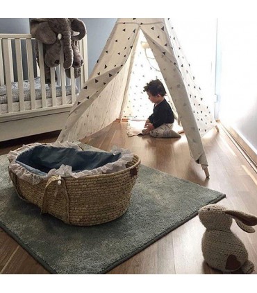 گهواره ي حصيري دست بافت