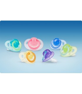 پستانک سيليكون رنگي Nuby | از 6 ماه