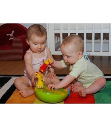 آويز تخت سبز با قابلیت جداشدن صفحه موزیکال BabyMoov