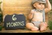 نوزاد ۶ ماهه